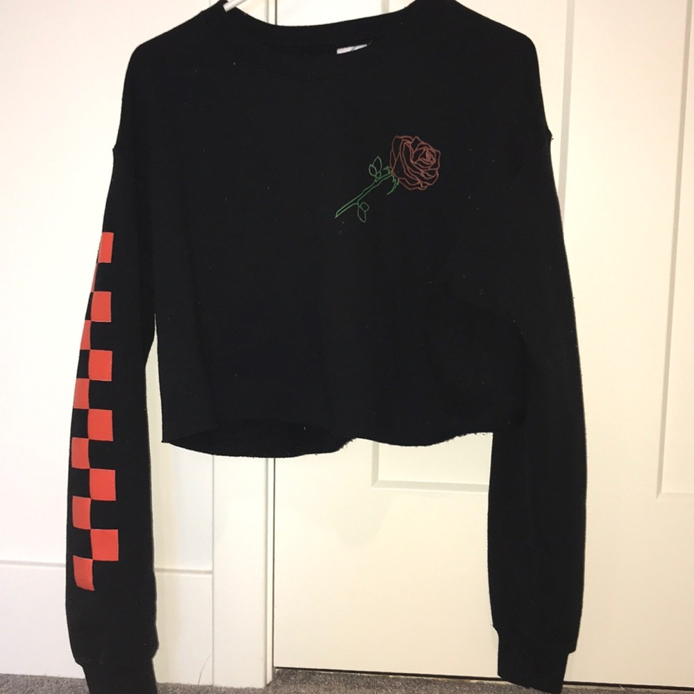rose & checkered dollskill crewneck